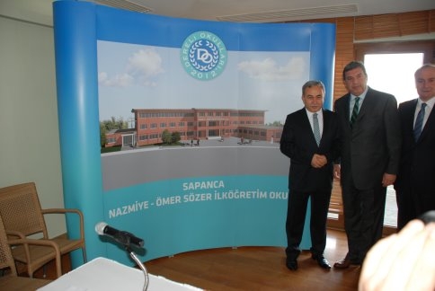 Dereli Ailesi'nden 2 Yeni Okul