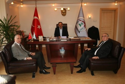 İl Milli Eğitim Müdüründen Yazıcı'ya Ziyaret