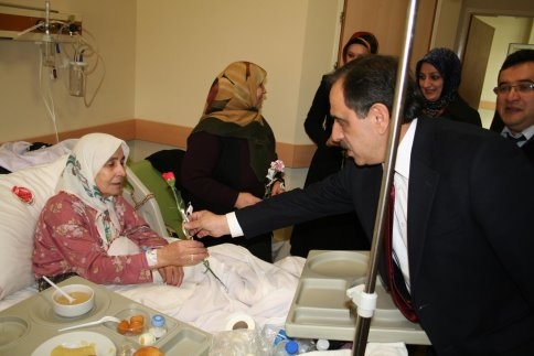 Başkan Yazıcı Kadınlar Gününü Kutladı.