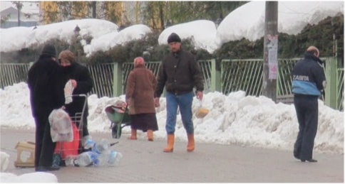 Zabıta Seyyar Satıcılara böyle fırça attı. 