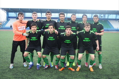 Akyazı E.M.L Yarı Finalde 