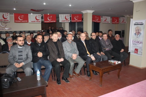 Belediye Meclis Toplantıları Tiyatro Gibi