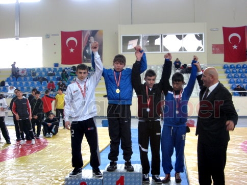 Talha Özdağ Gruplarda