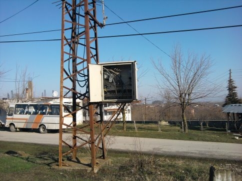 Kapağı Açık Trafo Tehlike Saçıyor