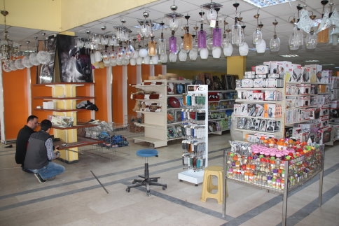 Akyazı’ya Dev mağaza