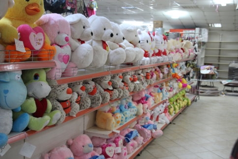 Akyazı’ya Dev mağaza