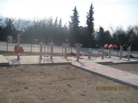 Havaların Açmasıyla Kolları sıvadılar.