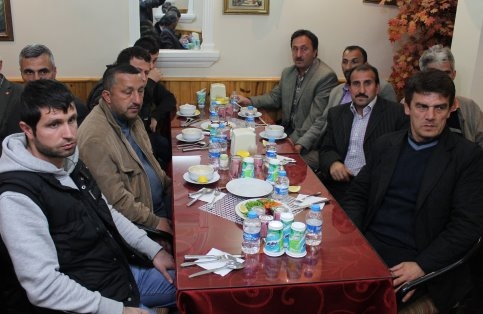 Kama, Akyazı Amatör Kulüp Temsilcileriyle Bir Araya Geldi