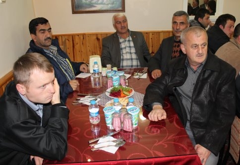 Kama, Akyazı Amatör Kulüp Temsilcileriyle Bir Araya Geldi