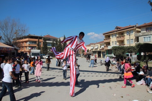 Çetinkaya Market 13. Kuruluş Yıldönümünü Çeşitli Etkinliklerle Kutladı.