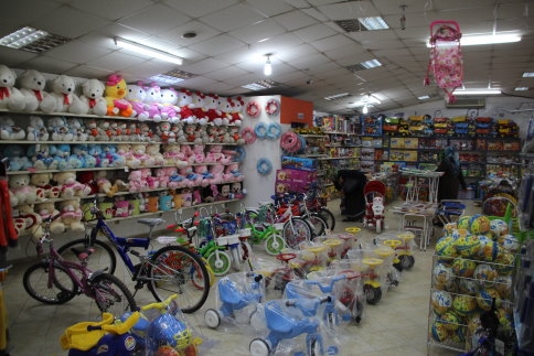 Akyazı’nın Dev Alışveriş Merkezi düzenlenen törenle açıldı!