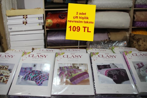 Hem İndirim Yapıyorlar Hem Hediye Veriyorlar !