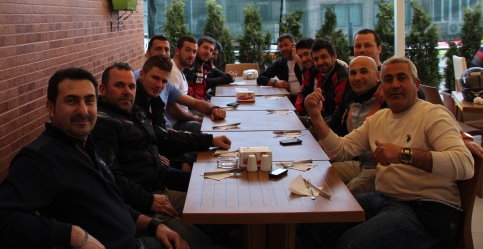 Motosiklet tutkunları Hacıoğlulları Kebap’ta mola verdi. 