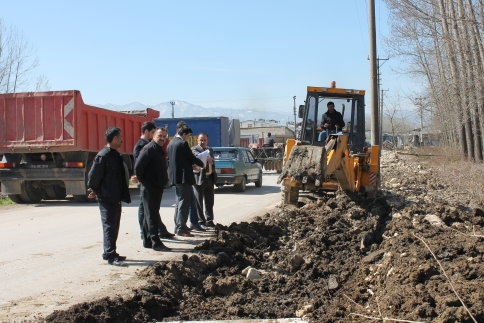 Kaldırım Yapılmaya Başlandı!