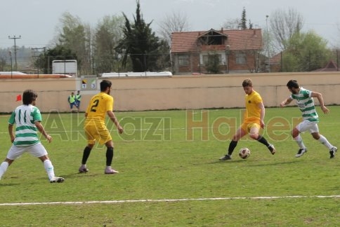 As Akyazı spor Sultanbeyli spor’a 3-2 mağlup oldu.