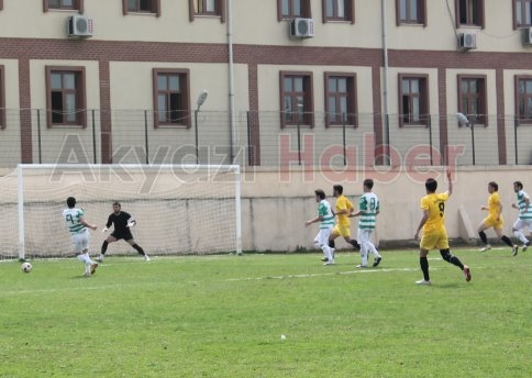 As Akyazı spor Sultanbeyli spor’a 3-2 mağlup oldu.