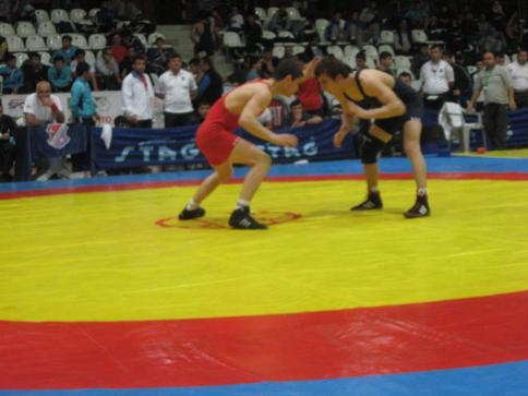 Özdağ Ailesi’ne bir milli güreşçi daha…!