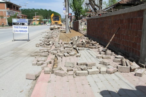 Onarma Çalışmaları Devam Ediyor