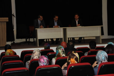 Akyazı Belediyesi İşsiz Vatandaşlara İş Bulmak İçin Seferber Oluyor!