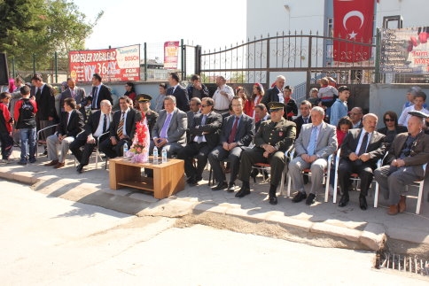 23 Nisan Törenle Kutlandı