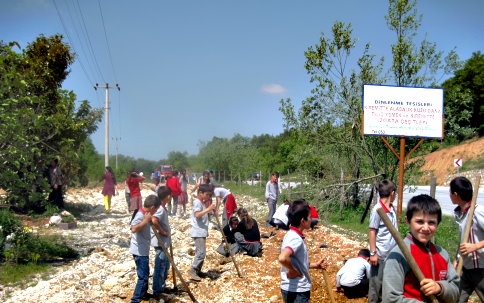 Reşadiye köyünde Fidan dikimi yapıldı