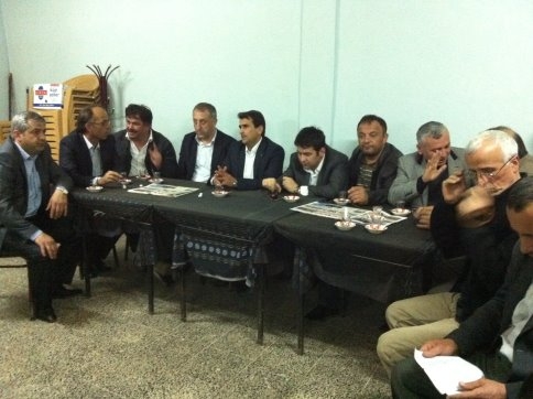 Ak Parti İlçe Teşkilatı Köy Gezilerini Sürdürüyor