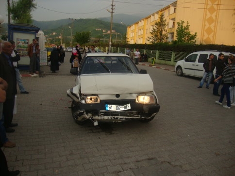 İhlas Kuzuluk Kaplıcaları önünde kaza