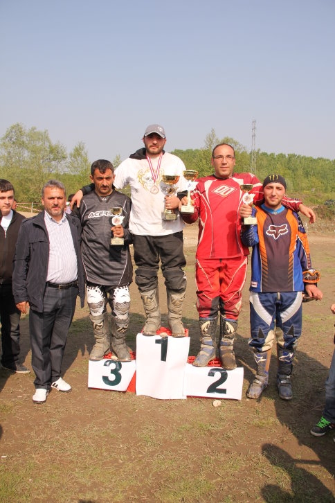 Motorlar Havada Uçtu!