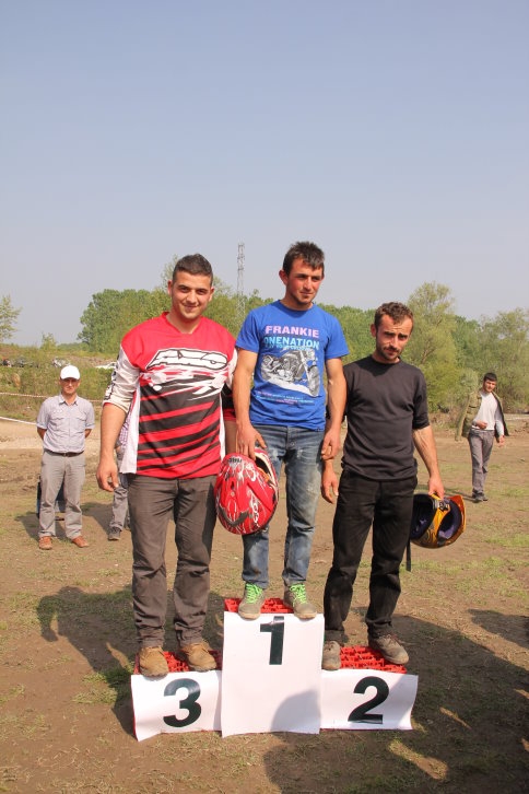 Motorlar Havada Uçtu!