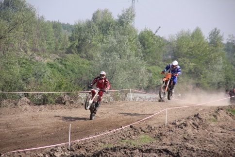 Motorlar Havada Uçtu!