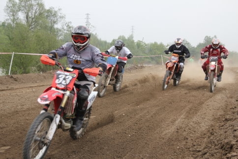 Motorlar Havada Uçtu!