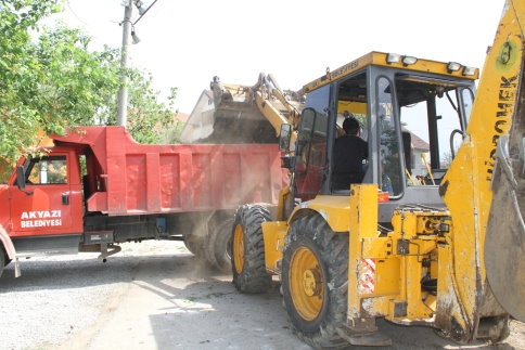 Akyazı Belediyesi Çalışıyor!
