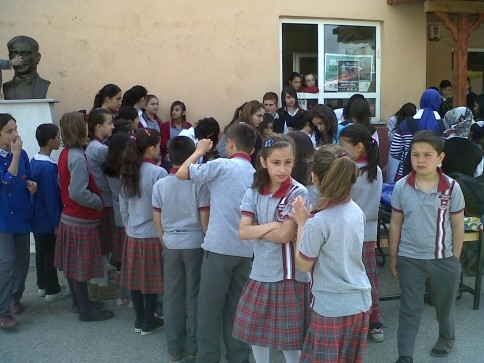 Akyazi Kiz Teknik Meslek Lisesinden Örnek Toplum Projesi