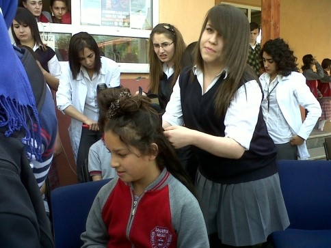 Akyazi Kiz Teknik Meslek Lisesinden Örnek Toplum Projesi