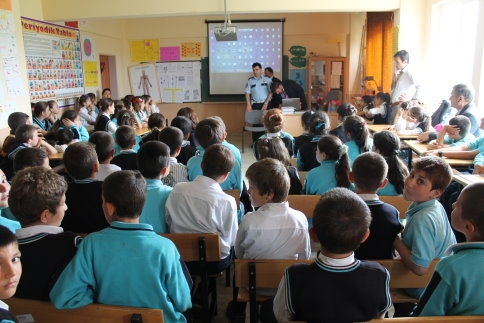 Öğrencilere Trafik Eğitim Semineri Verildi