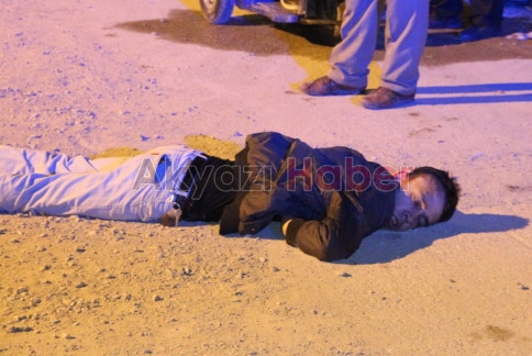 Pazar Yeri Önünde Darp