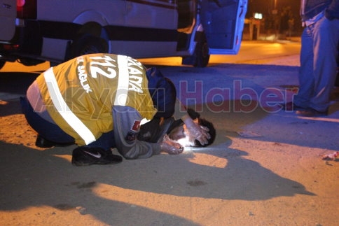 Pazar Yeri Önünde Darp