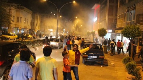 Galatasaray Taraftarları Sokaklara Döküldü