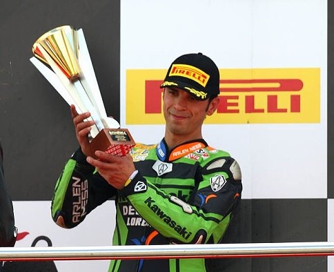 Kenan Sofuoğlu Son Sürat Devam Ediyor!