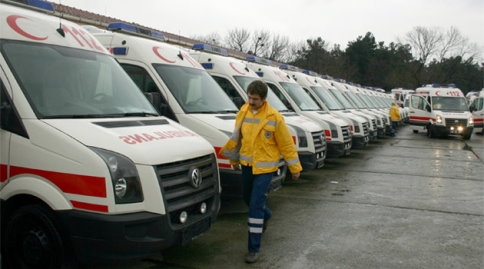 Ambulans hibe et, üzerine ismini yazdır