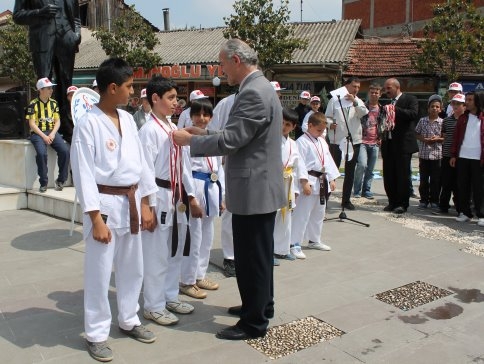19 Mayıs Gençlik Ve Spor Bayramı Törenle Kutlandı