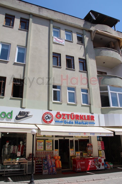 İki Ayrı Nokta da Kedi Kurtarma Operasyonu