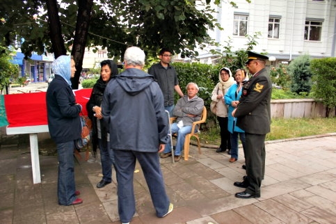 Beni Akyazı’ya Defin Edin