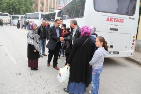 Akyazı Akşemseddin Hazretleri anma gününe 52 araçla katıldı!