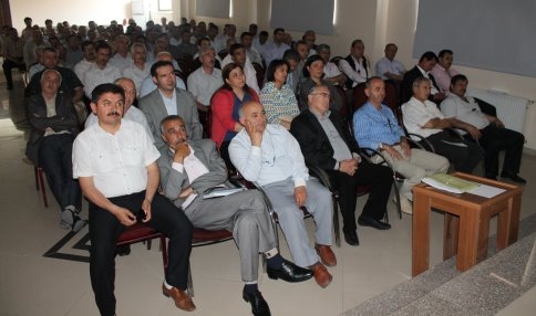 Bakan Dinçer Telekonferans Sistemiyle Okul Müdürleriyle Bilgilendirme Toplantısı Yaptı!