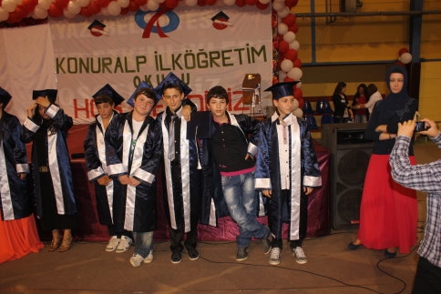 Konuralp İÖO’dan Mezuniyet Gecesi