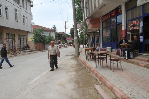 Akyazı Belediyesi Teknik Çalışmalarda hız kesme yok