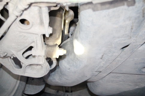 İki itfaiye eri Otomobil altında 15 dakika kaldı. 