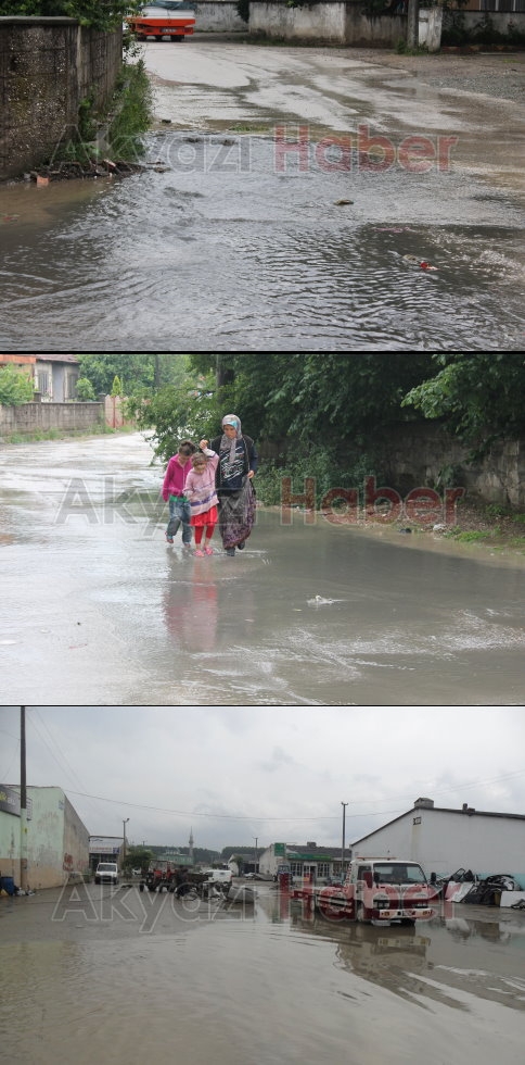 5 Dakikalık Yağmur Hayatı Felç Etti