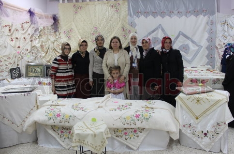 Akyazı Halk Eğitim Merkezi Yılsonu Sergisi Törenle Açıldı